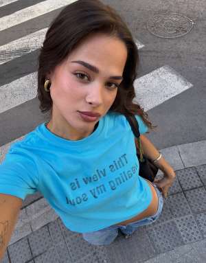 Bershka Short sleeve print t-shirt in blue