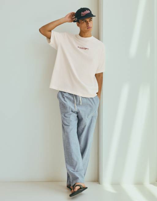 Bershka Short sleeve print t-shirt in white, 4 of 4