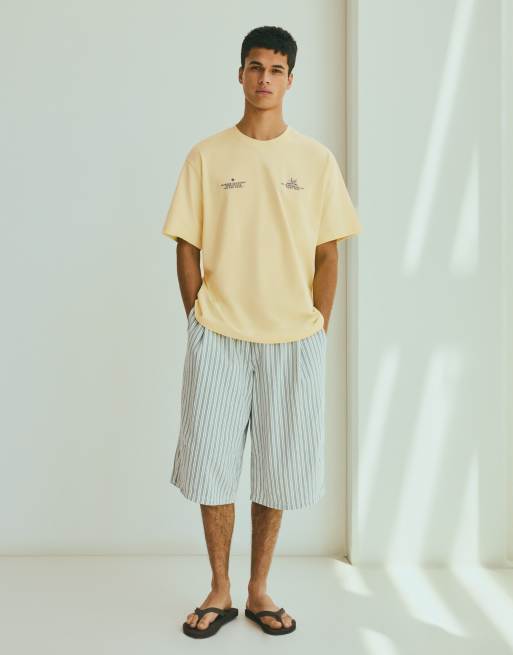 Bershka Short sleeve print t-shirt in yellow, 3 of 4