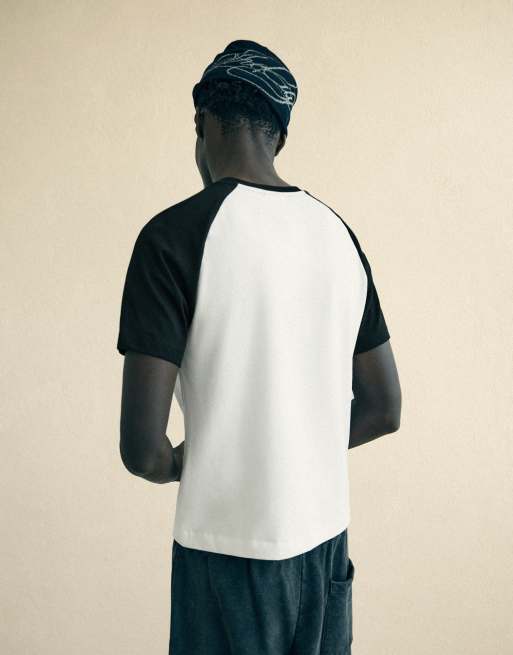 Bershka Short sleeve raglan print t-shirt in white, 3 of 5