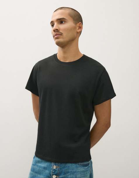 Bershka Short sleeve t-shirt in black - view 1