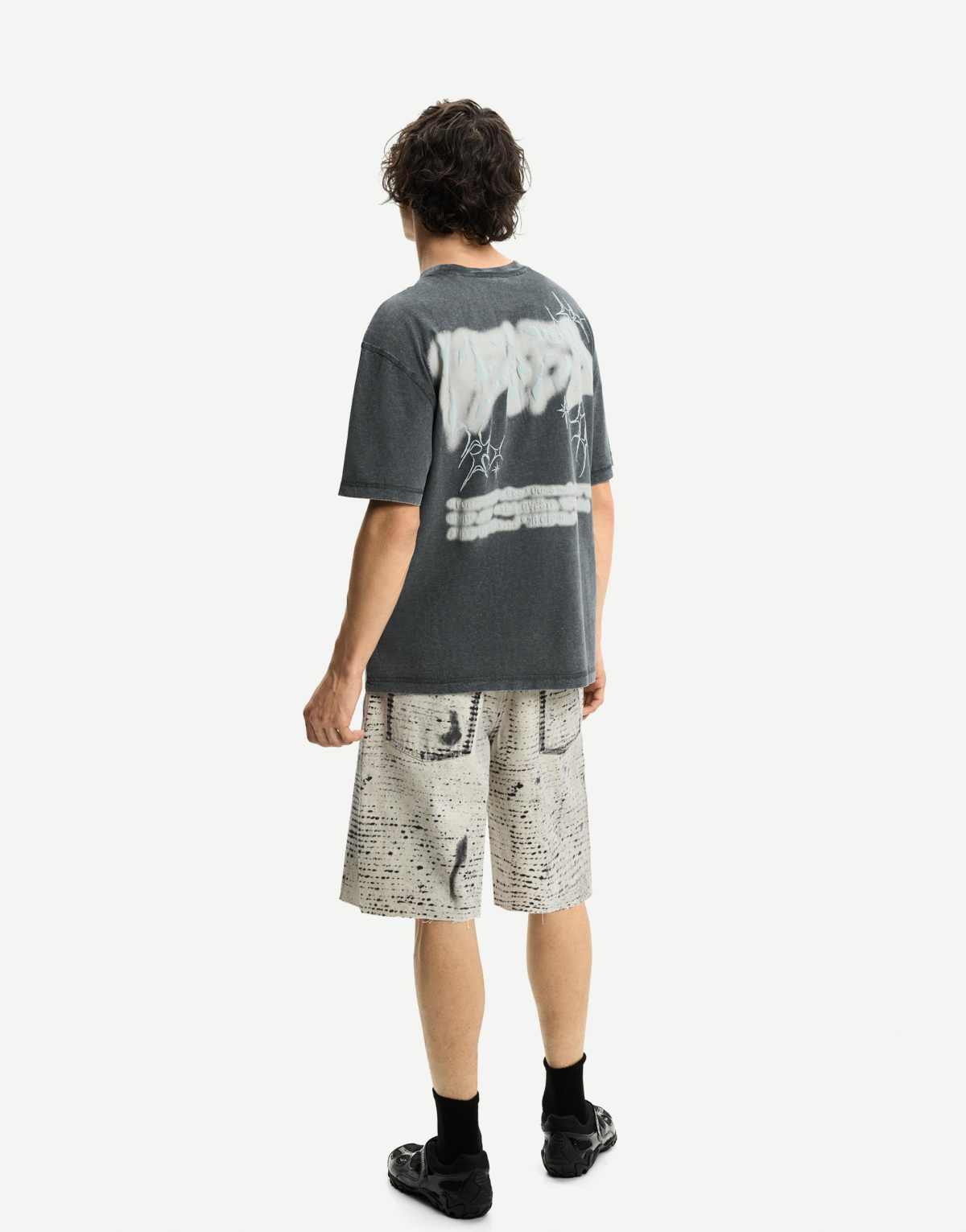 Bershka short sleeve t-shirt with print in grey