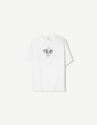 Bershka short sleeve t-shirt with print in white | ASOS