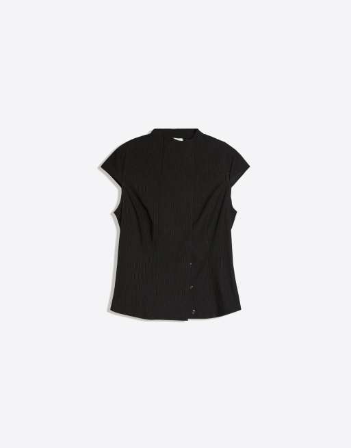 Bershka Short sleeve wrap shirt in beige, 5 of 5