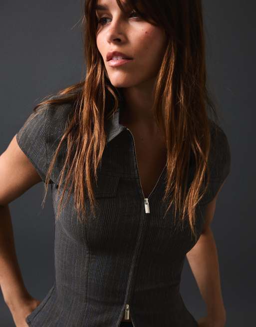 Bershka Short sleeve zip-up shirt in grey, 2 of 5