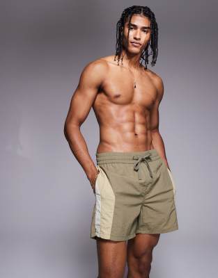 side paneled detailed swim shorts in green