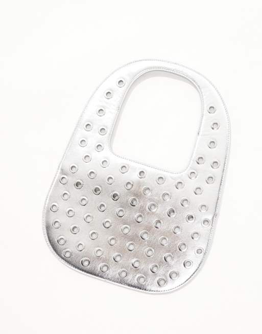 Bershka – Silberfarbene Handtasche mit Nietenverzierung, 2 von 4