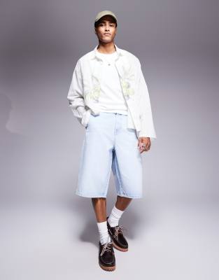 skater denim shorts in washed blue