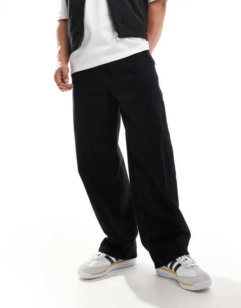 Bershka – Skater-Jeans in kräftigem Schwarz - view 1