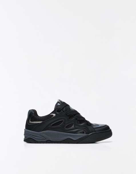 Bershka – Skater-Schuhe in Schwarz mit dicker Sohle - view 1