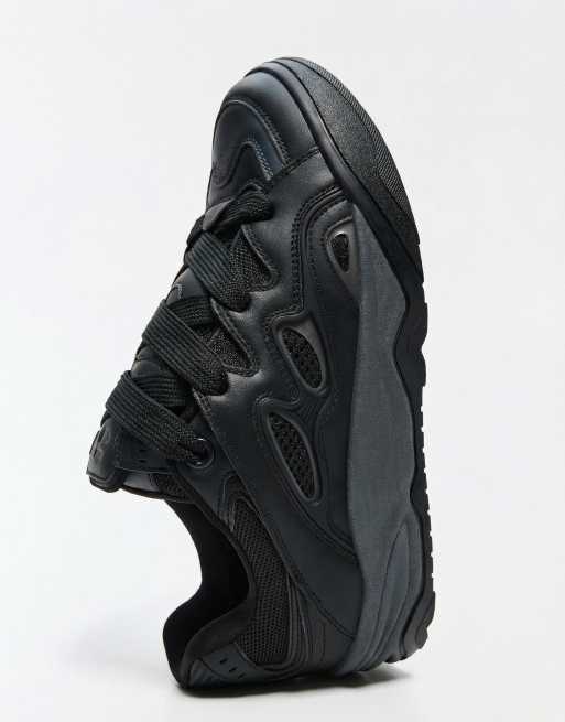 Bershka – Skater-Schuhe in Schwarz mit dicker Sohle, 2 von 4