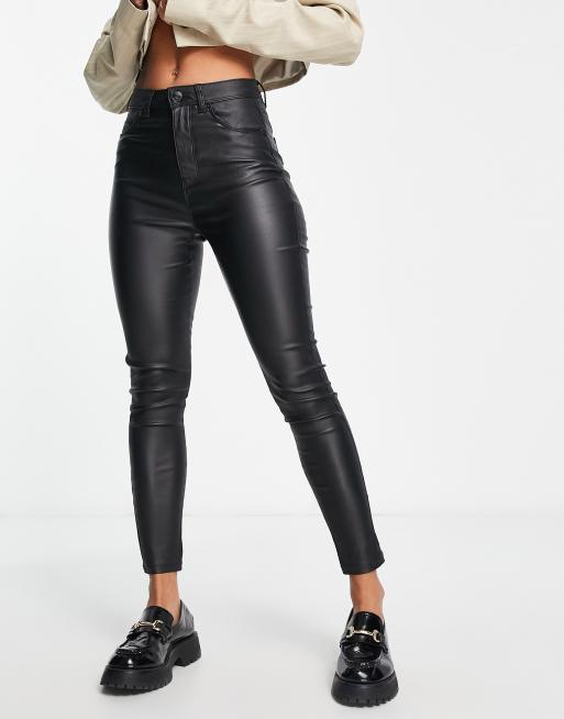 Bershka Skinny broek van imitatieleer met coating in zwart ASOS