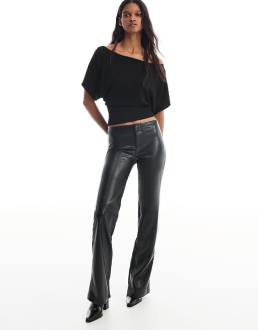 Bershka Slim fit leather effect trousers in black, 2 of 5