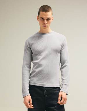 Bershka Slim-fit long-sleeved t-shirt in light grey