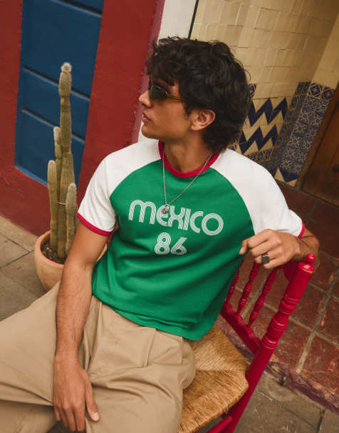 Bershka Slim fit raglan mexico print t-shirt in green - view 1