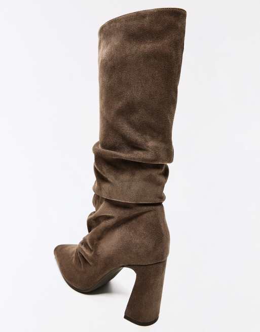 Bershka Slouchy heel boots in tan, 6 of 7