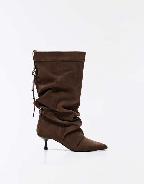 Bershka Slouchy heeled ankle boots in brown - view 1