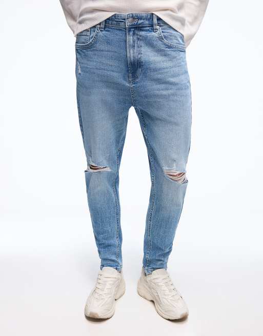 Bershka - Smaltoelopende jeans met scheuren in lichtblauw, 2 van 4