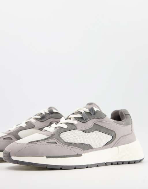 Bershka – Sneaker mit Verzierungen in Grau