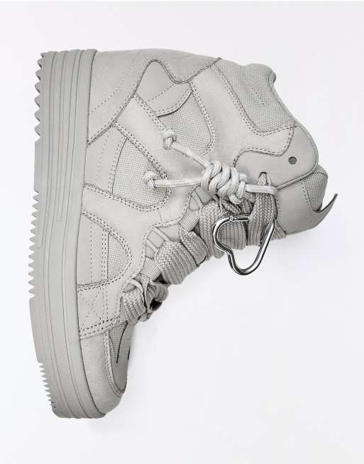 Bershka sneakers alte con charm grigie, 3 di 7