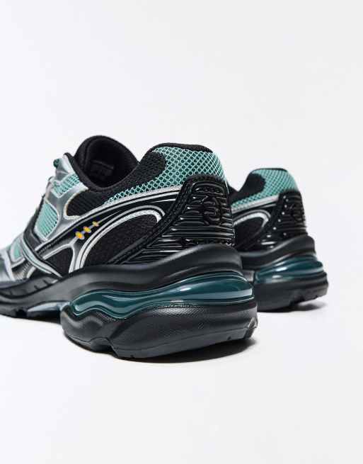 Bershka - Sneakers met asymmetrisch detail in zilver, 2 van 4