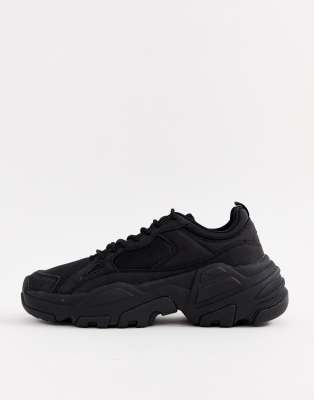 all black chunky trainers