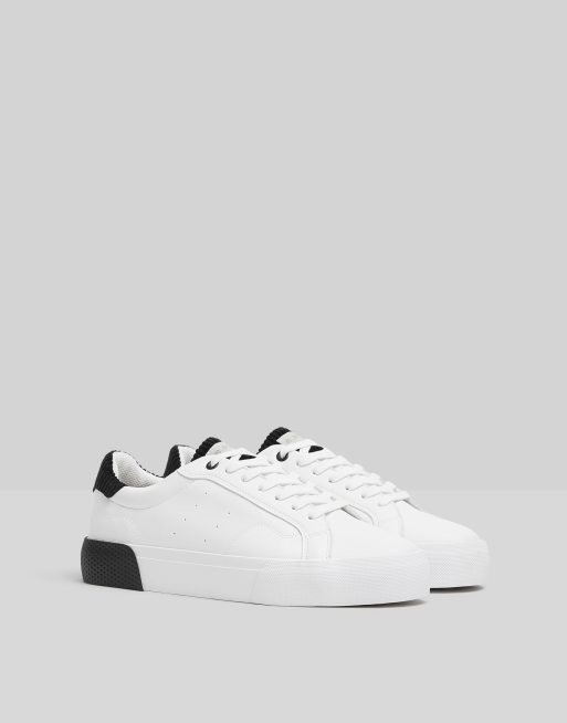 Bershka sneakers with contrast panels in white | ASOS