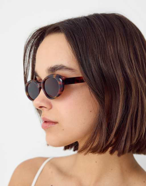 Bershka – Sonnenbrille in brauner Schildpatt-Optik, 3 von 3