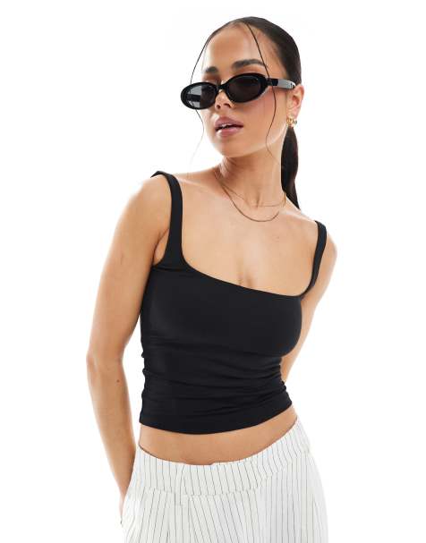 Bershka - Sort camitop med firkantet hals og formgivende effekt - view 1
