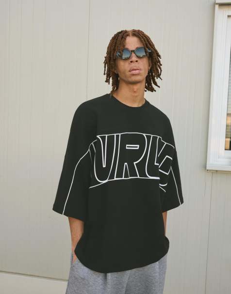 Bershka - Sort kortærmet T-shirt med print - view 1