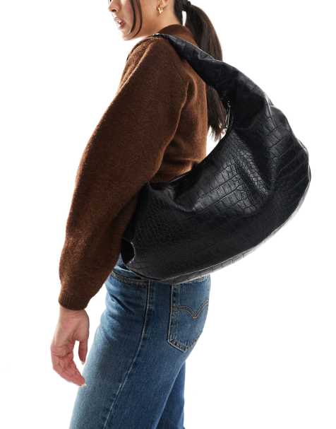 Bershka - Sort løstsiddende skuldertaske med krokodilleeffekt - view 1