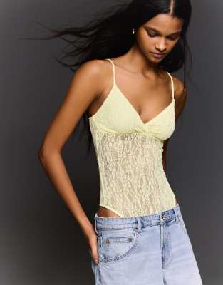 Bershka - Spitzen-Body in Gelb mit Riemchenträgern