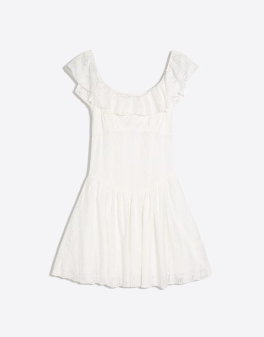 Bershka Spitzenkleid mit Bardot-Ausschnitt in Weiß, 4 von 5