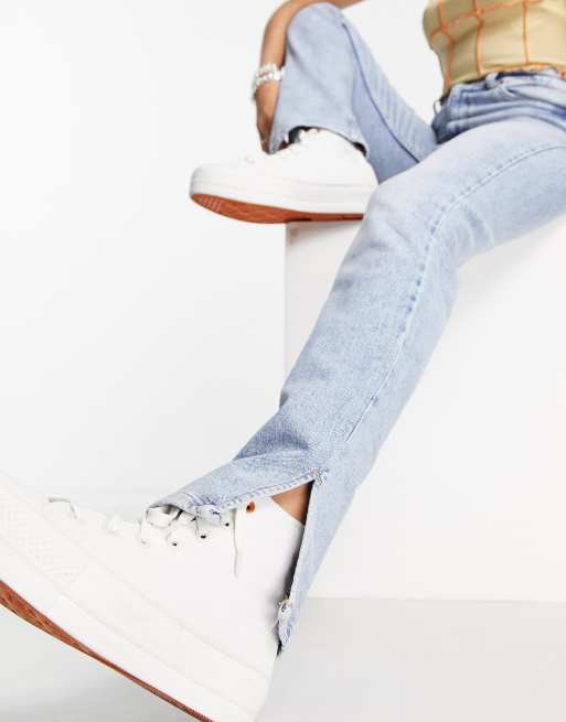 bershka 90's straight leg jeans with rips in blue