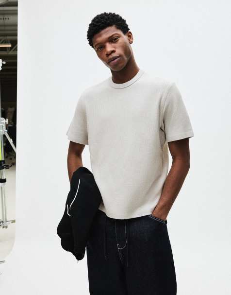 Bershka – Stenfärgad, texturerad t-shirt med korta ärmar - view 1