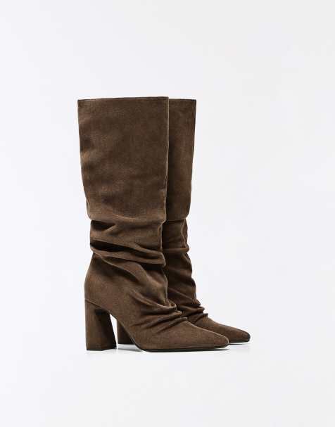 Bershka – Stiefel in Hellbraun mit Absatz und lockerem Schaft - view 1