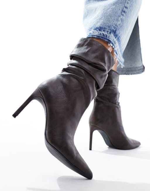 Bershka – Stiefel in verwaschenem Braun mit lockerem Schaft und Absatz, 2 von 4