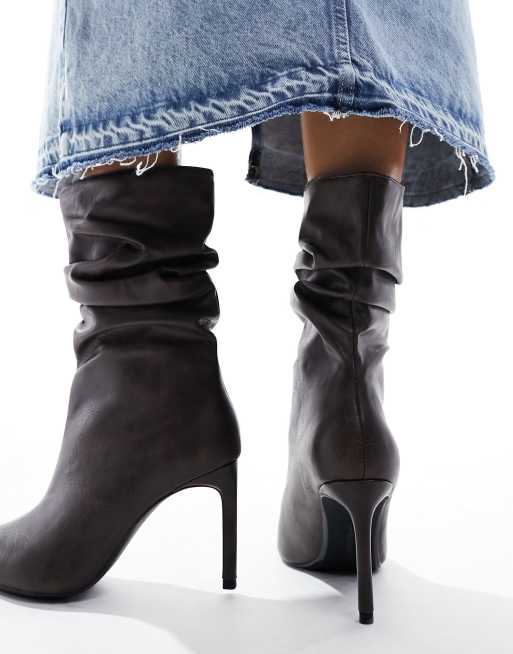 Bershka – Stiefel in verwaschenem Braun mit lockerem Schaft und Absatz, 4 von 4