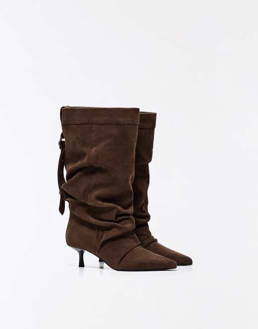 Bershka - Stivaletti morbidi con tacco marroni, 3 di 7