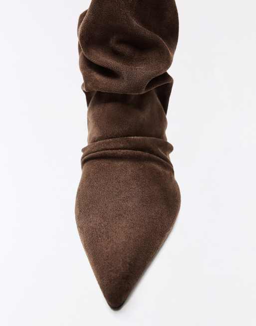 Bershka - Stivaletti morbidi con tacco marroni, 6 di 7