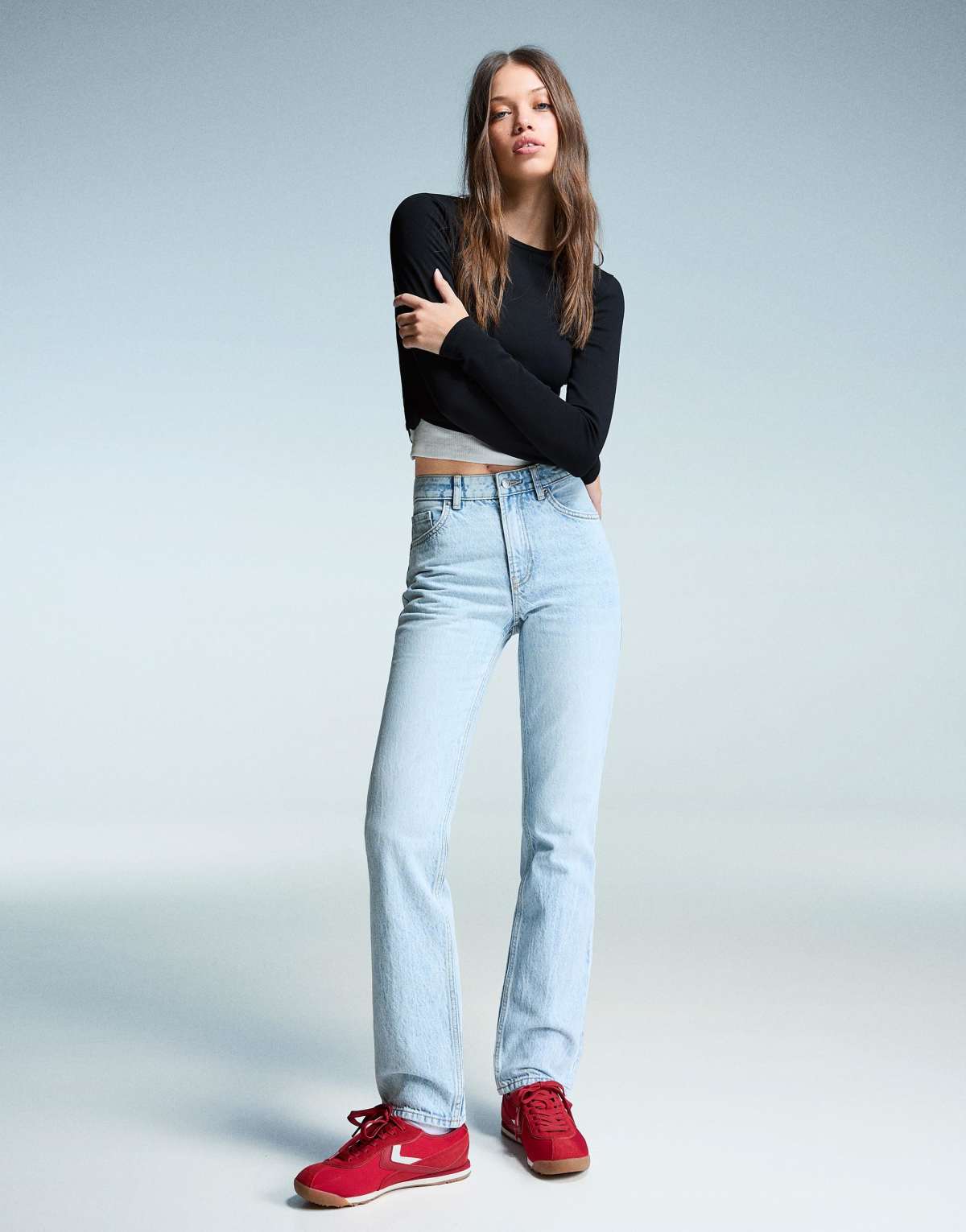 Bershka Straight fit jeans in light bue