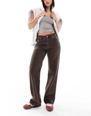 straight fit wide leg jeans in brown