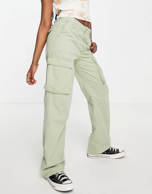 Bershka straight leg cargo trouser in khaki | ASOS