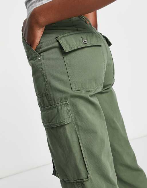 【BERSHKA】日本未入荷★スーパーバギージーンズ／Green BERSHKA 新作:スーパーバギーデニム GREEN-BLUE - メルカリ