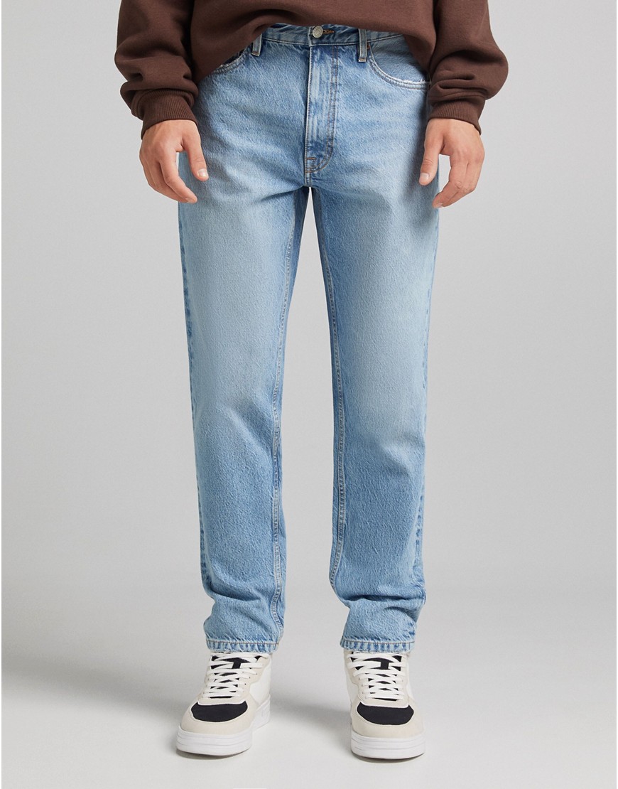 Bershka straight leg jeans in light blue-Blues