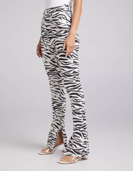 Absoluto Mensurable programa Bershka straight leg pants in zebra print | ASOS