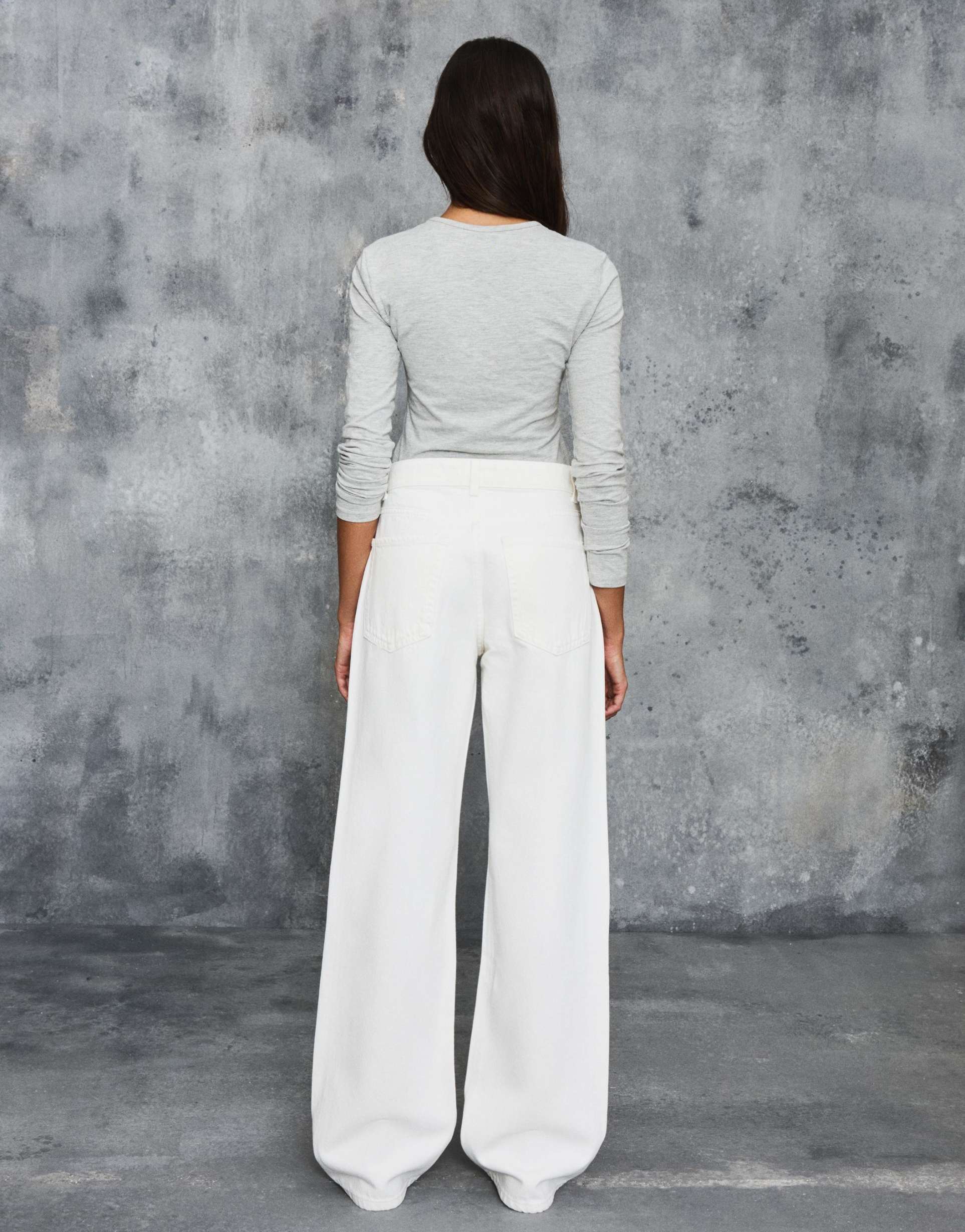 Bershka Straight wide-leg jeans in ecru