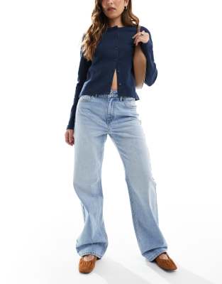 straight wide leg jeans in light blue wash