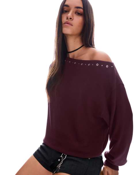 Bershka – Strickpullover in Burgunderrot mit Nietenbesatz - view 1