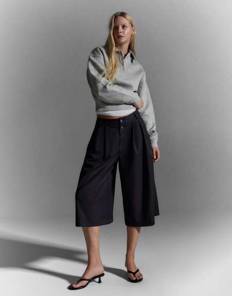 Bershka Stripe culottes shorts in black